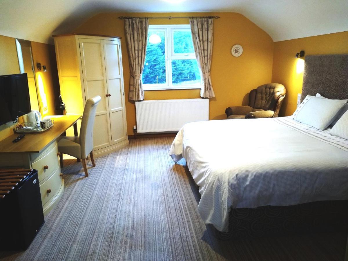 The Laurels Bed & Breakfast Lodge Omagh Bagian luar foto