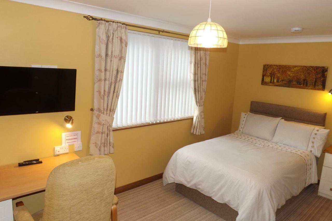 The Laurels Bed & Breakfast Lodge Omagh Bagian luar foto