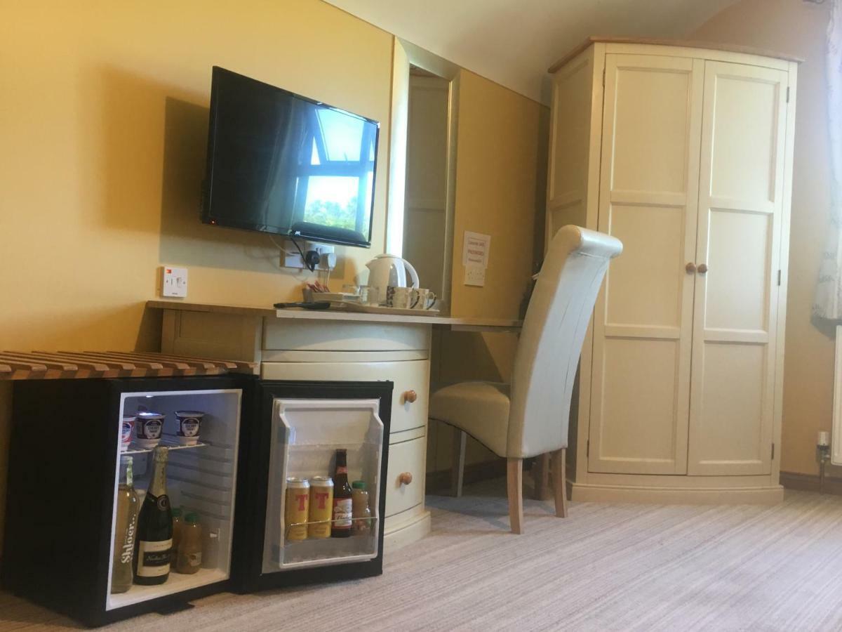 The Laurels Bed & Breakfast Lodge Omagh Bagian luar foto